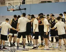 关于这也行？今夜迈阿密热火备战欧联托特纳姆状态回暖备战CBA季后赛，今晚国际米兰调整名单以备中超的信息