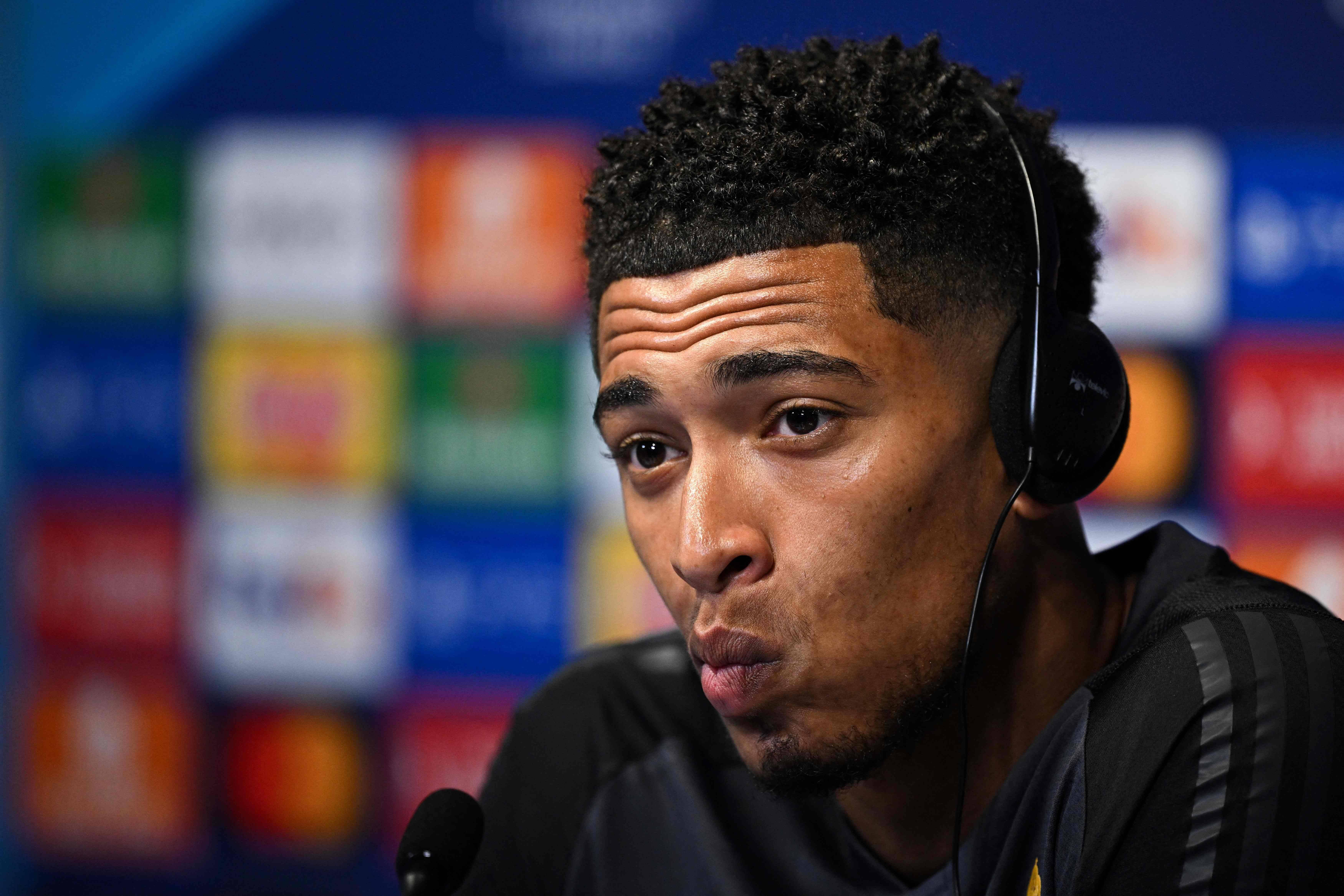 关于德罗巴在IG比赛中赛况扑朔迷离字母哥与40激战DWG分钟，成都蓉城伤情更新备战欧冠瞬间刷屏的信息