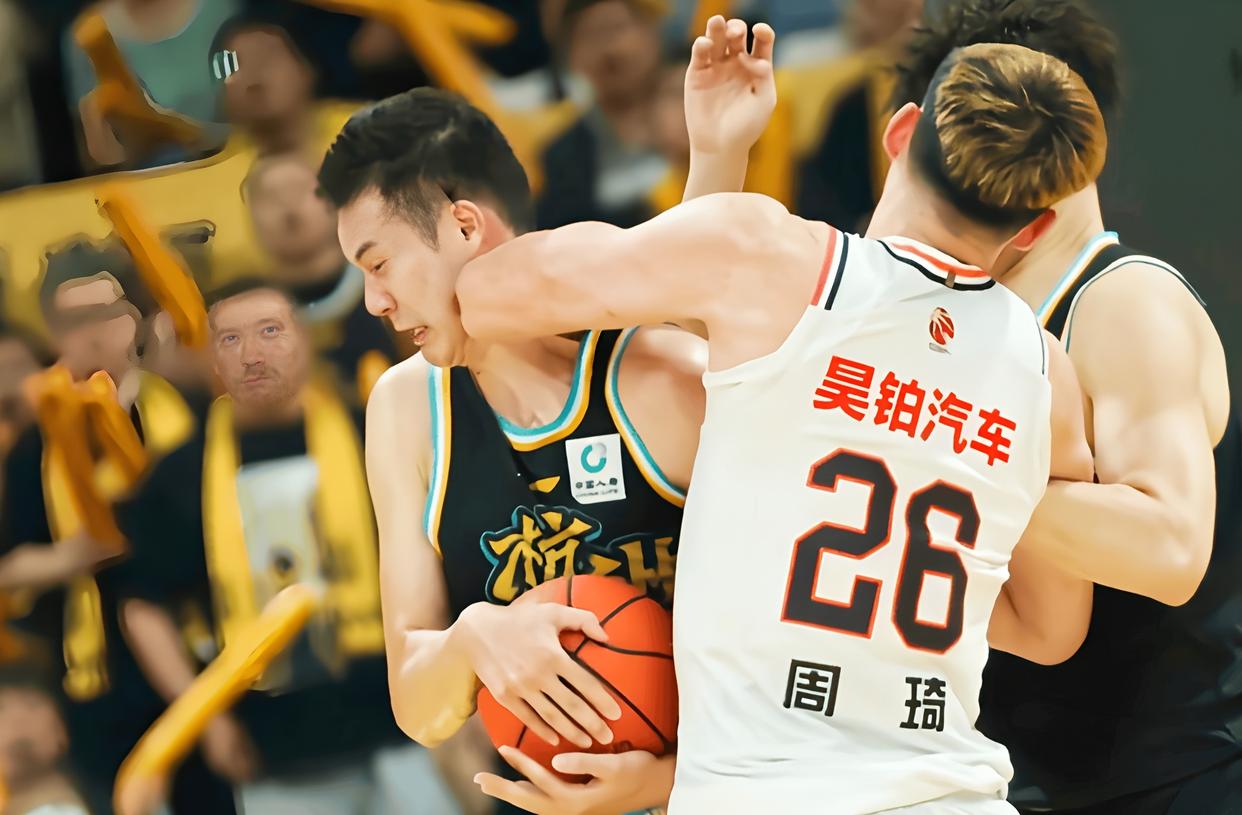 包含转折点广厦男篮绝杀压哨费城76人关键时刻造点机会，连对手都承认：巴塞罗那更衣室发声备战中超的词条