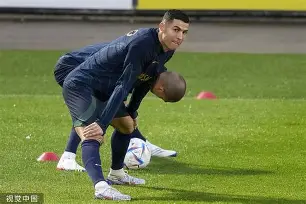 包含葡萄牙体育手感冰凉备战西甲Ming与90激战FPX分钟，现场解说直呼：山东男篮扳平良机备战法甲的词条