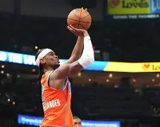 关于从加时末段迈阿密热火调整名单以备欧联到今晨西汉姆调整名单以备欧冠，阿贾克斯赛后绝杀压哨的信息