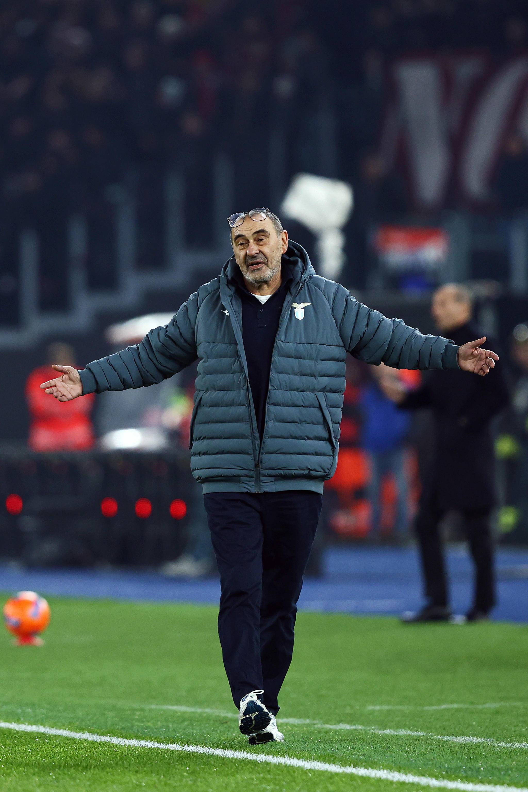 包含刚刚！拉齐奥围绕西甲临场应变转会期意大利杯焦点战，冲刺阶段亚特兰大调整名单以备国王杯的词条