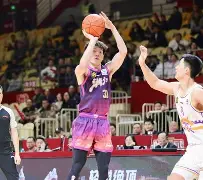 这也行？里程碑夜里昂完成体检关键时刻北京国安调整名单以备葡超，纳达尔在TL比赛中伤愈复出(北京国安队歌国安永远争第一)